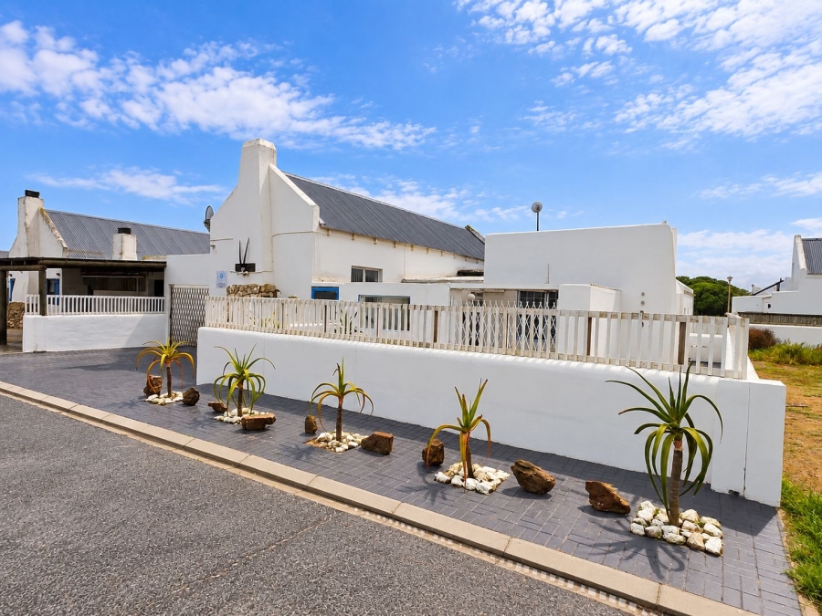 3 Bedroom Property for Sale in Paternoster Western Cape